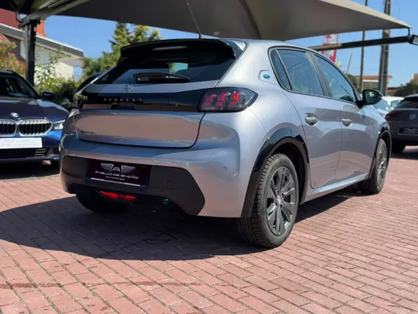 Peugeot e-208 50 kWh Active Pack 8
