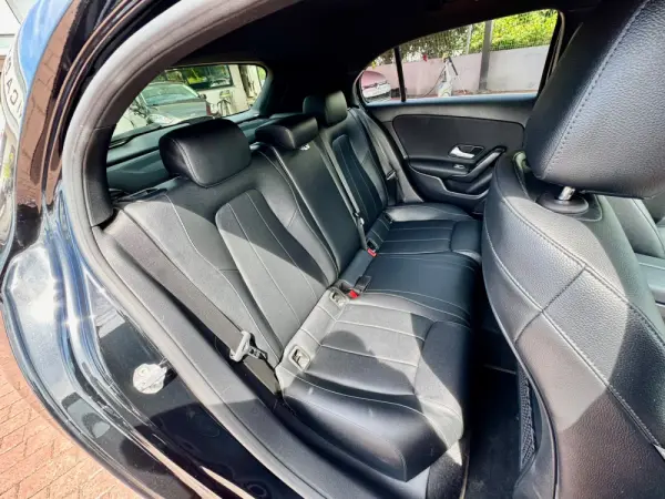 Mercedes-Benz A 180 d Business Solutions 34