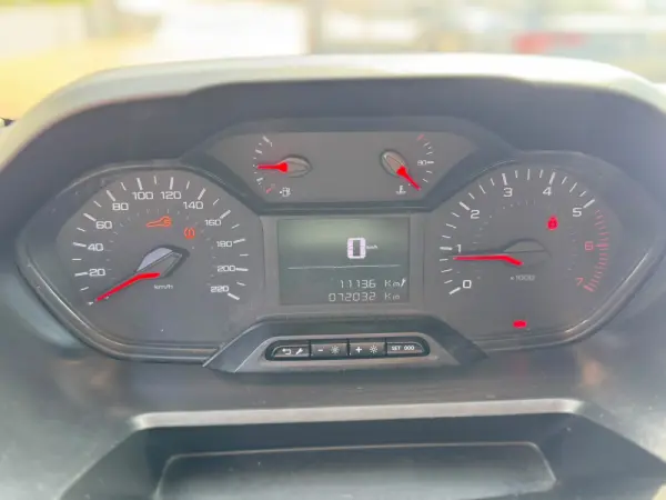 Peugeot Partner Outro 16