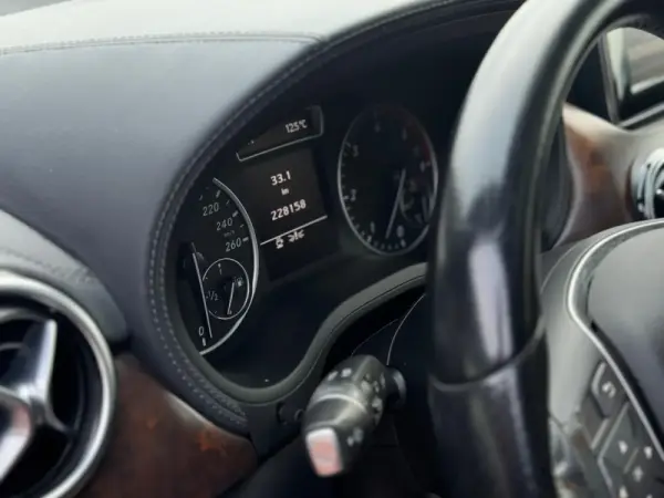 Mercedes-Benz B 180 CDi BlueEfficiency 8