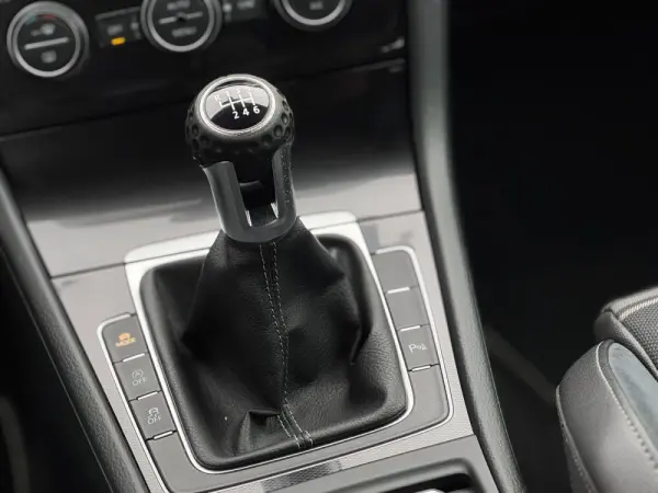 Volkswagen Golf 2.0 TDi GTD 19