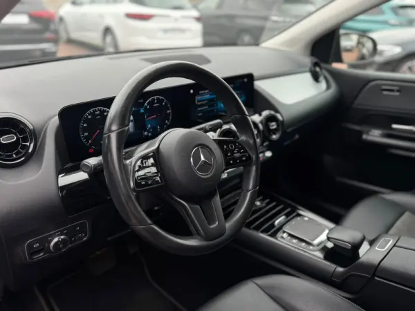 Mercedes-Benz B 200 d 8G-DCT 15