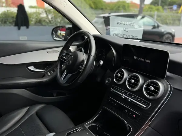 Mercedes-Benz GLC 300 de 4Matic 9G-TRONIC Exclusive 8