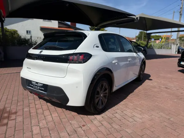 Peugeot e-208 50 kWh Active Pack 5