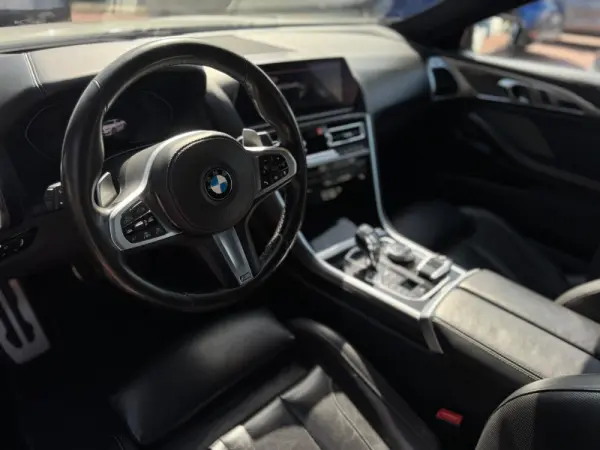 BMW M850i xDrive 11