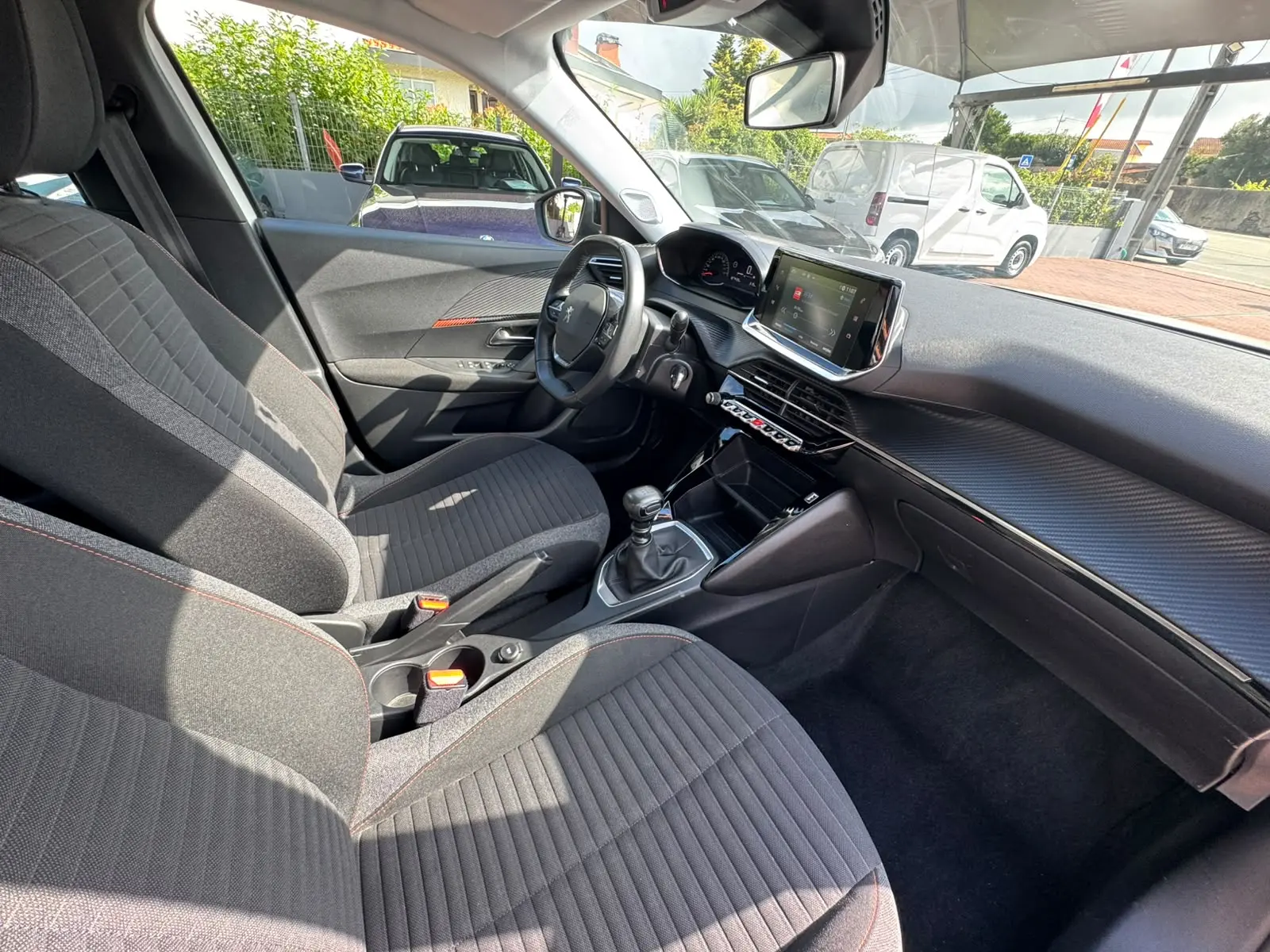 Peugeot 2008 1.5 BlueHDi Active Pack 27