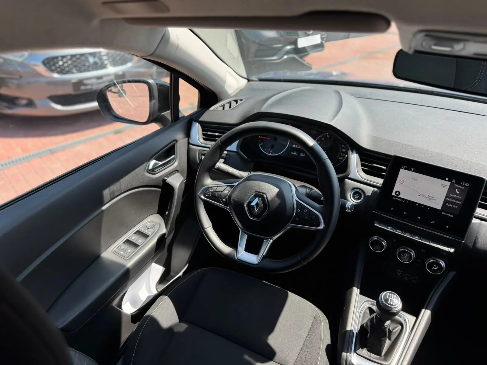 Renault Captur 1.0 TCe Zen 13