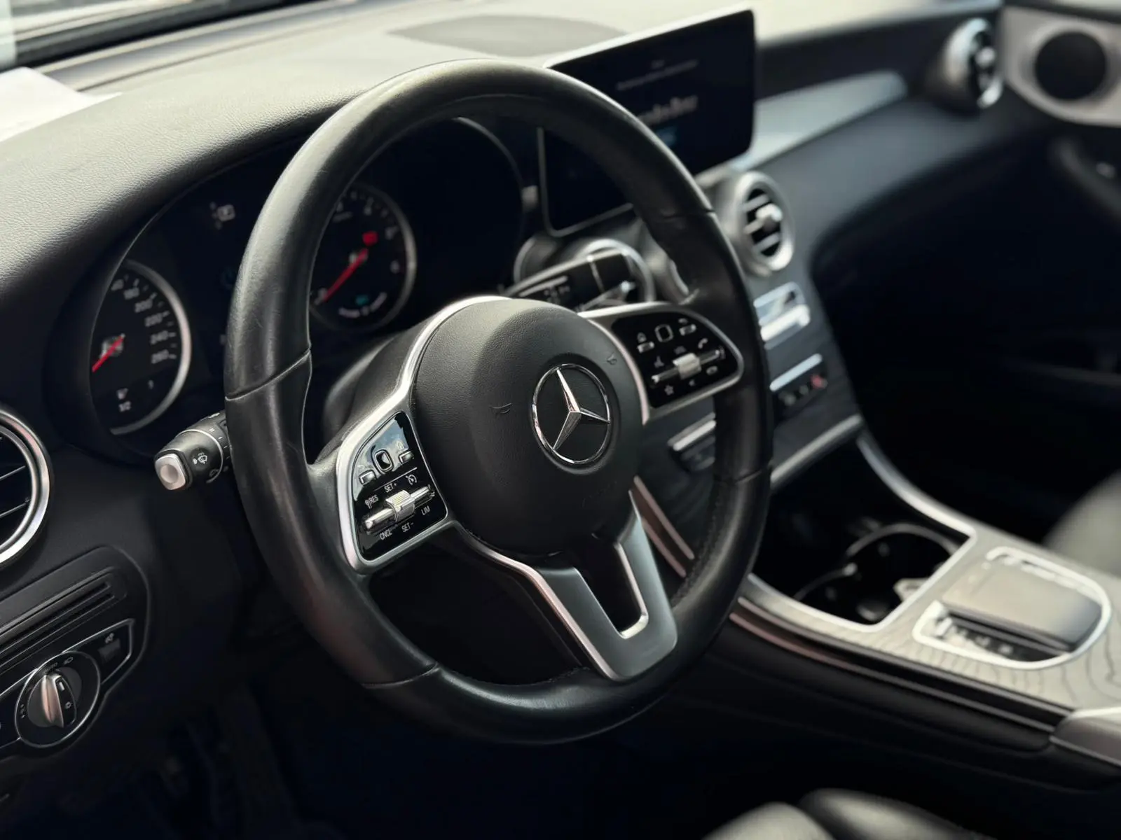 Mercedes-Benz GLC 300 de 4Matic 9G-TRONIC Exclusive 15