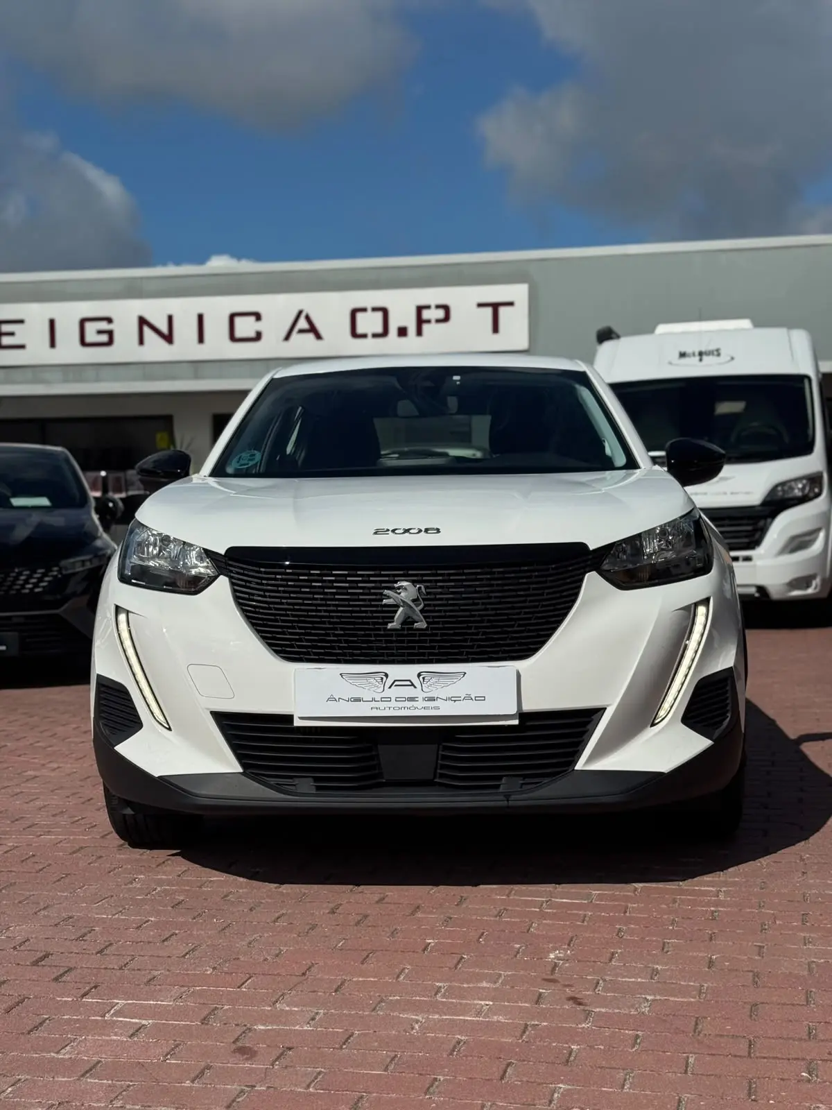 Peugeot 2008 1.5 BlueHDi Active Pack 5