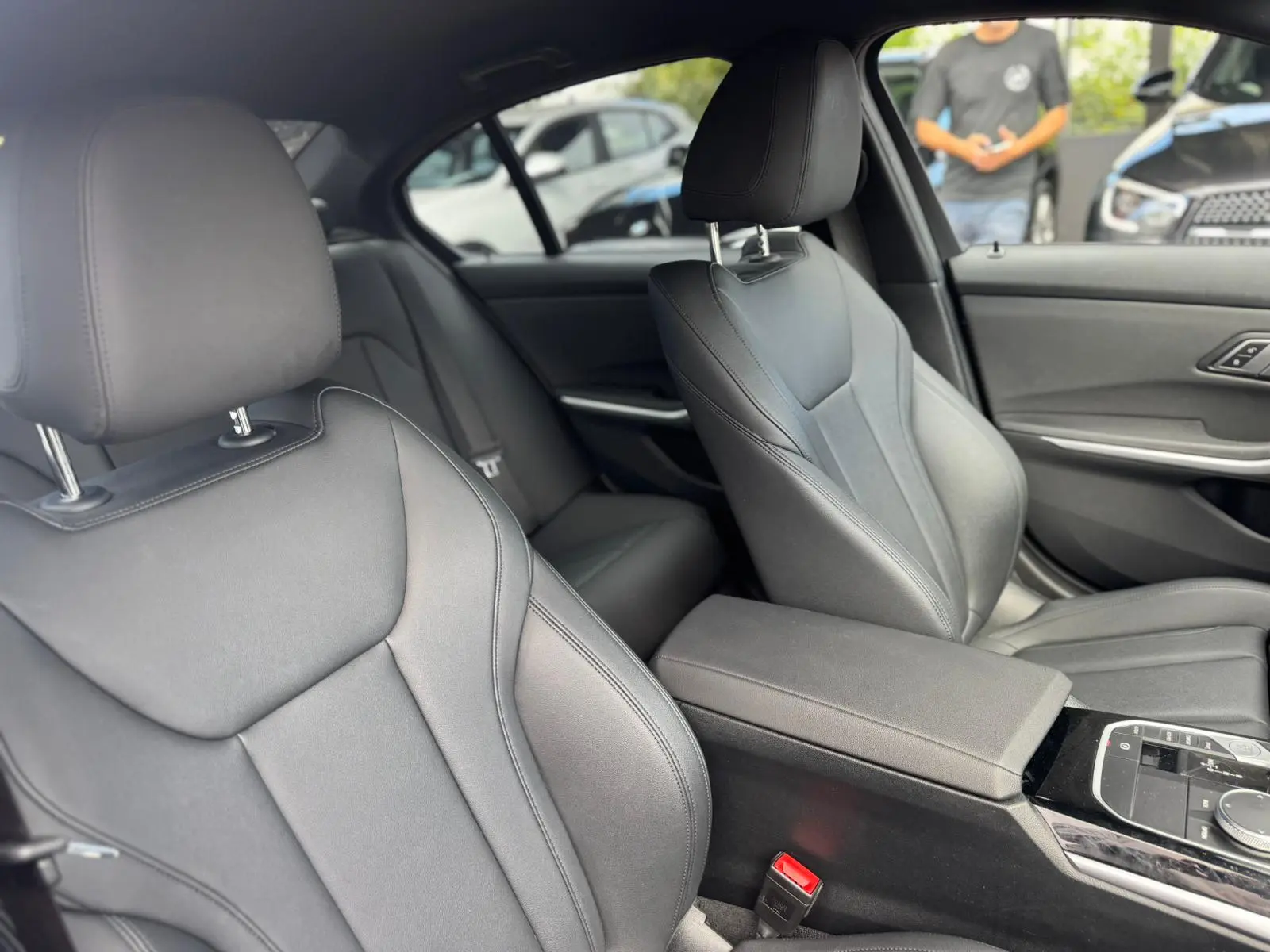 BMW 316 d Pack M Auto 23