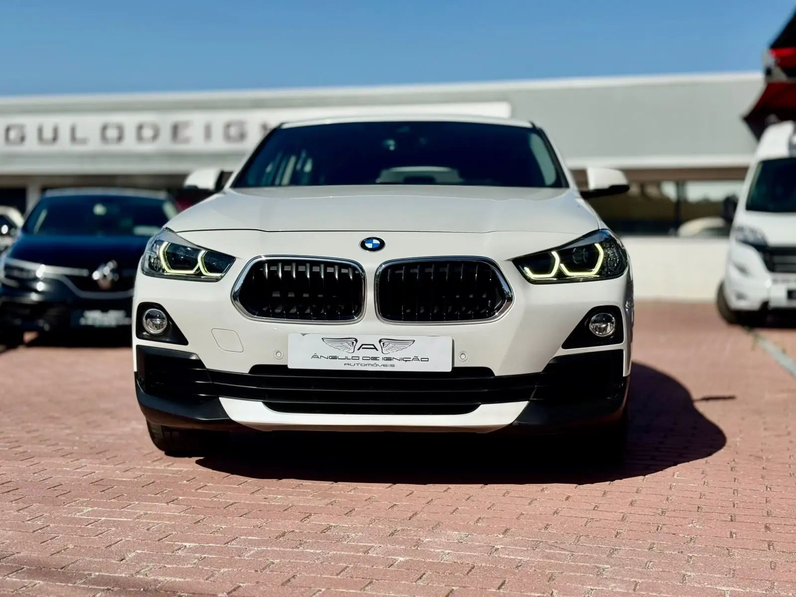 BMW X2 18 d sDrive Auto 4