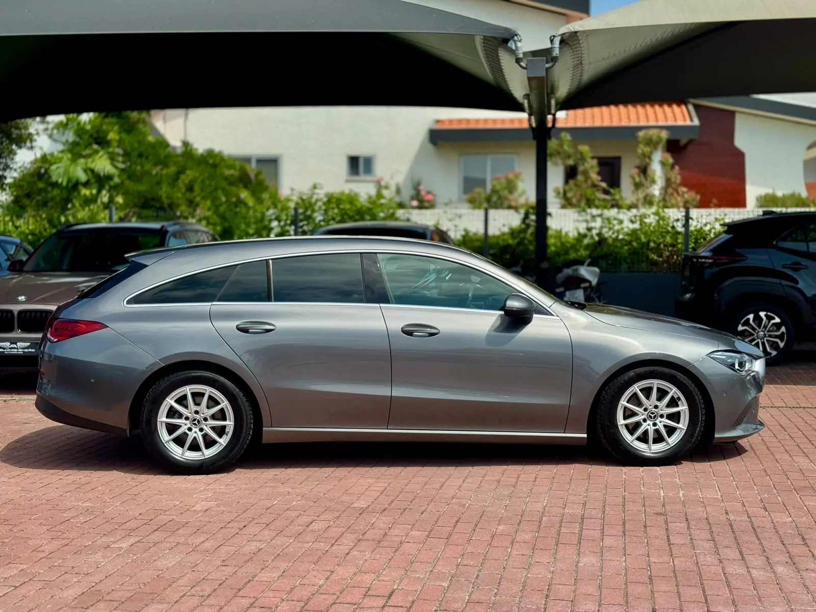 Mercedes-Benz CLA 180 d Shooting Brake Business Solutions 8