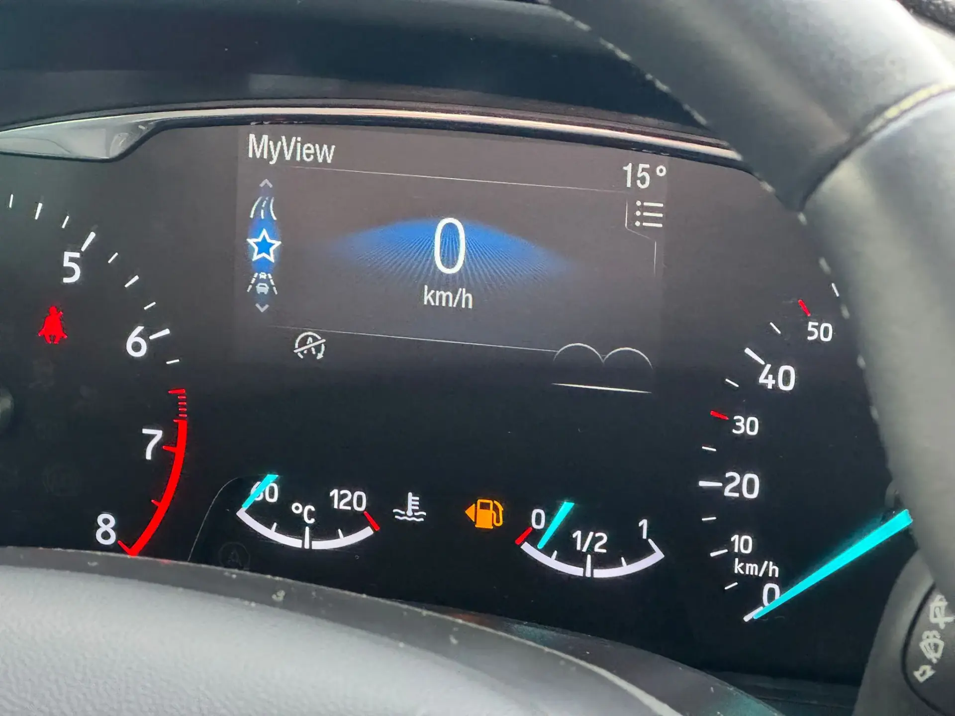 Ford Fiesta 1.0 EcoBoost Titanium 13