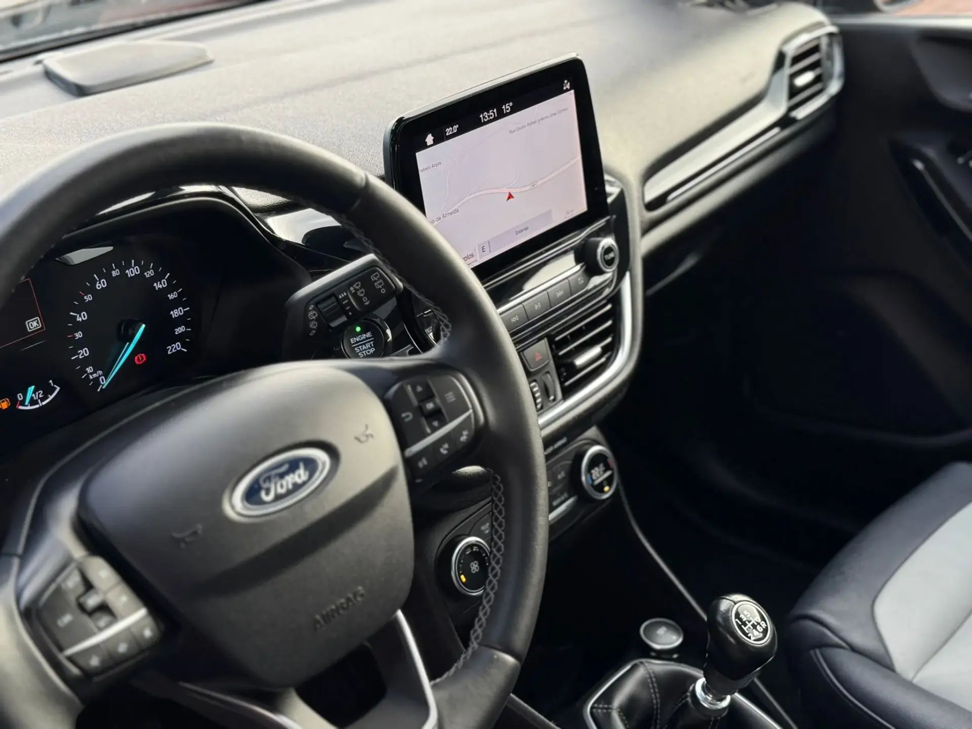 Ford Fiesta 1.0 EcoBoost Titanium 14