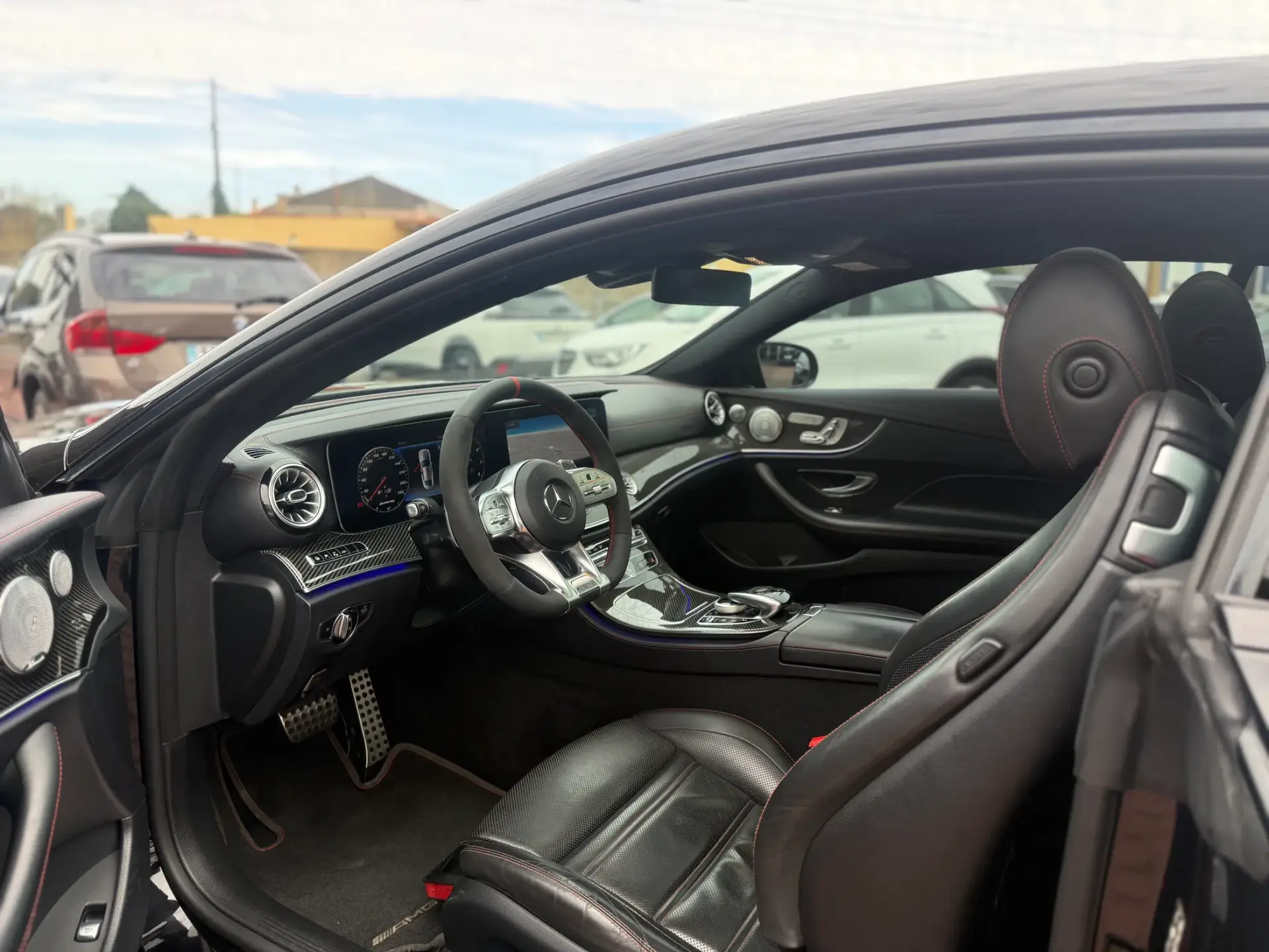 Mercedes-Benz E 53 AMG 4Matic+ 12