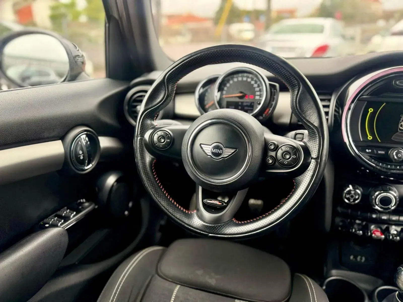 MINI 5 Portas John Cooper Works Cooper D 9