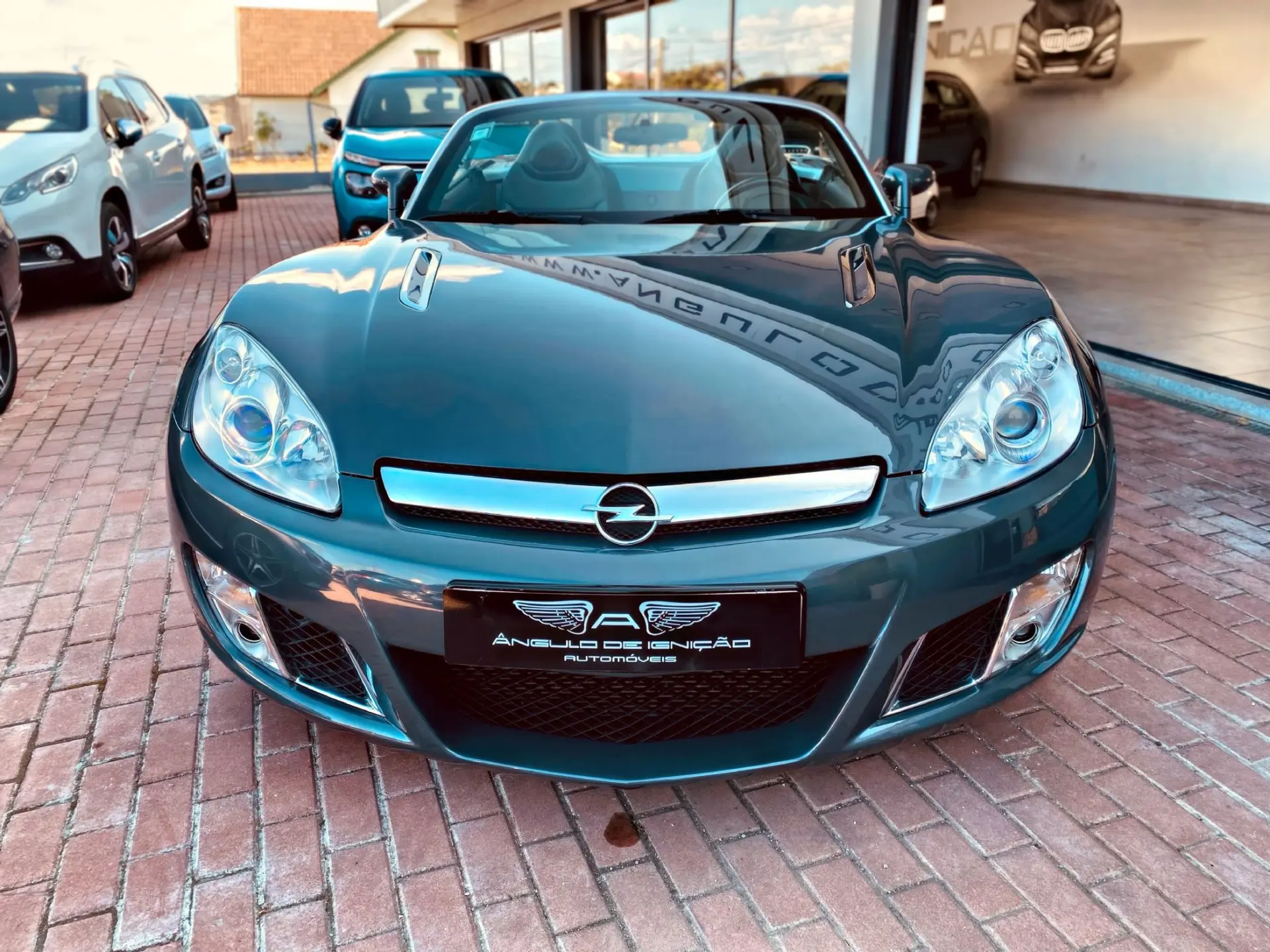 Opel GT 2.0 264 cv 3