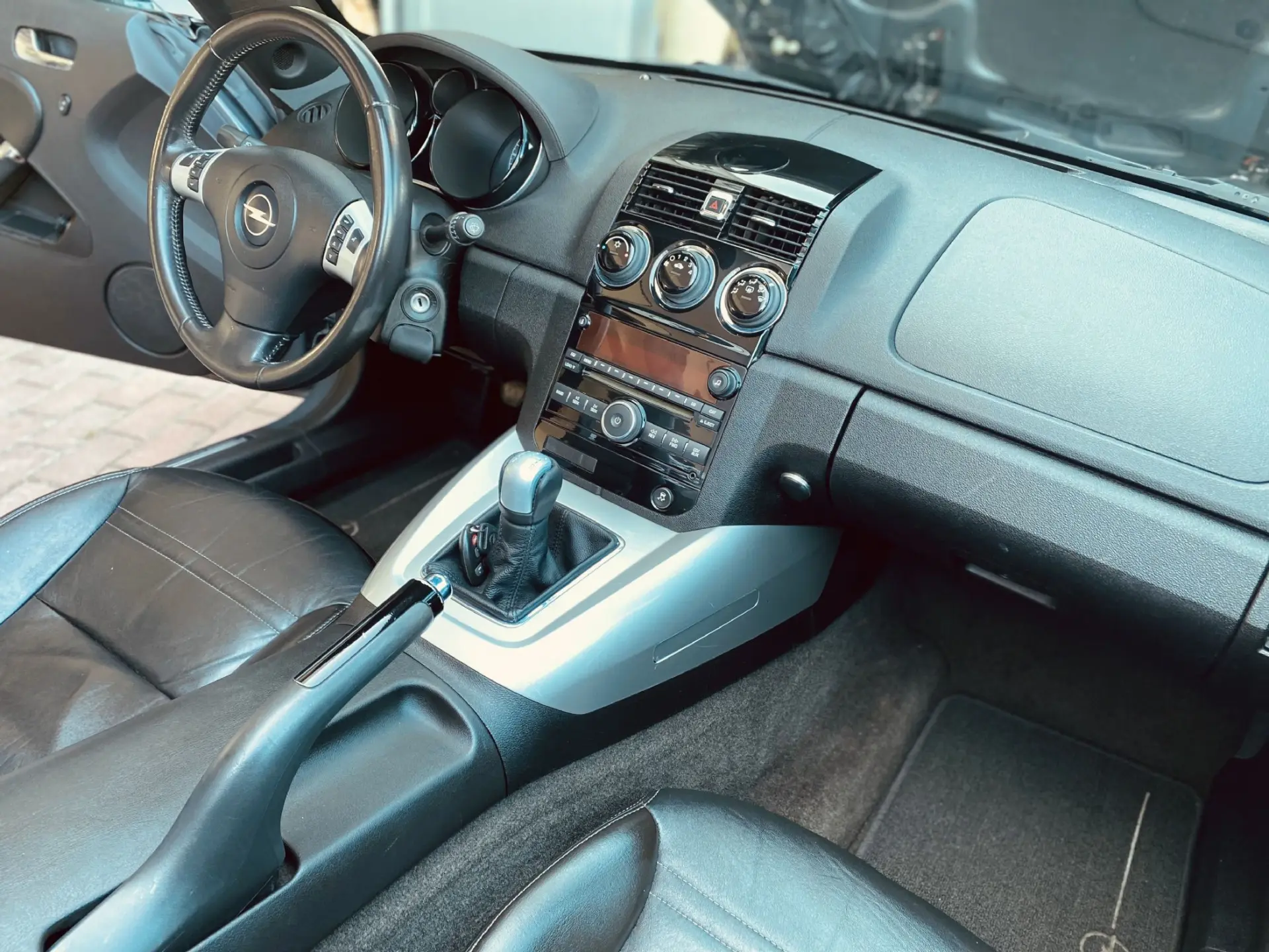 Opel GT 2.0 264 cv 22