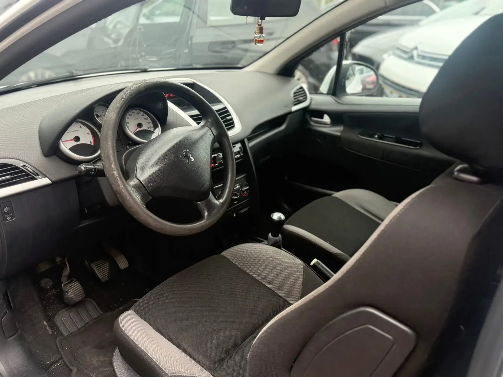 Peugeot 207 1.4 HDi XA 5