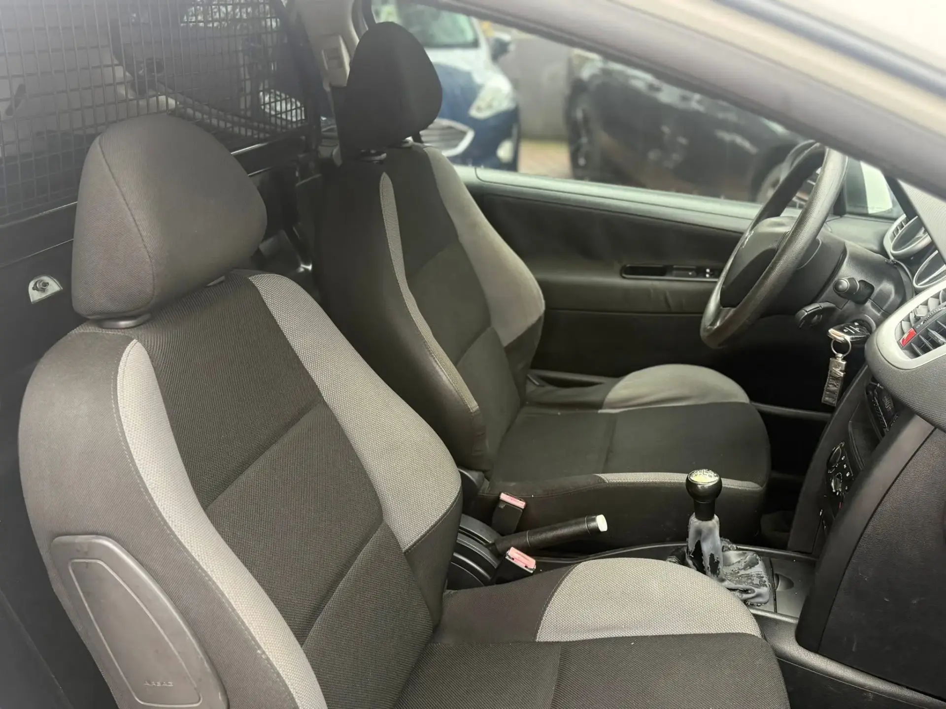 Peugeot 207 1.4 HDi XA 7