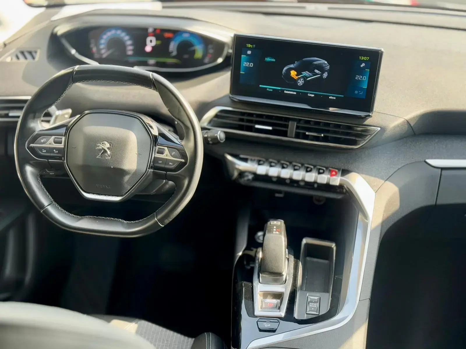 Peugeot 3008 4 Hybrid High Power 8