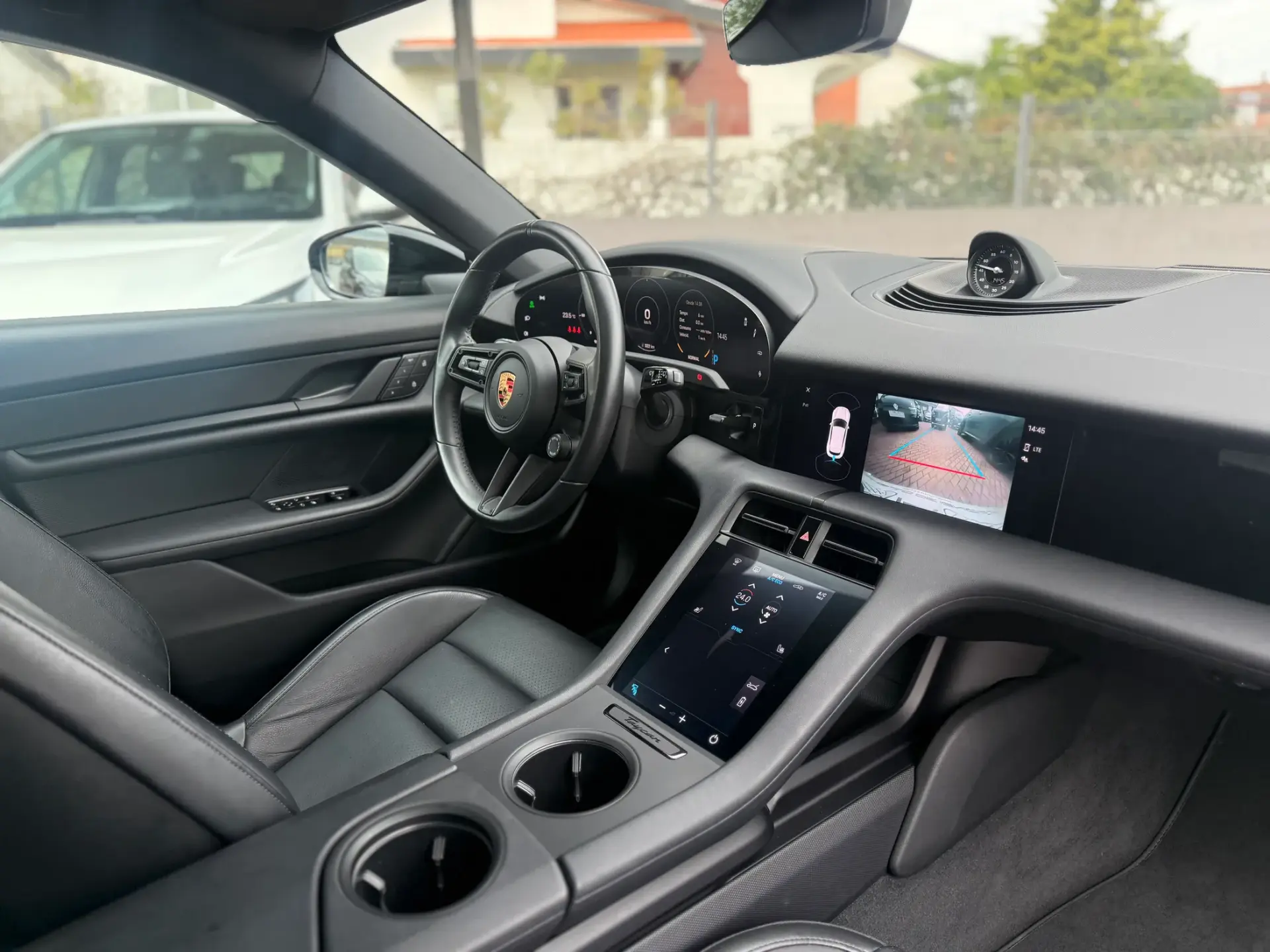 Porsche Taycan Sport Turismo ST 4S 14