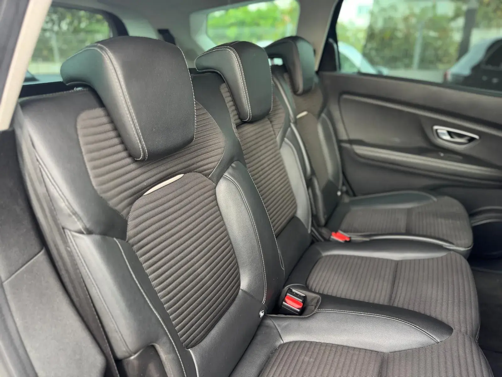 Renault Grand Scénic 1.7 Blue dCi Bose Edition EDC 17
