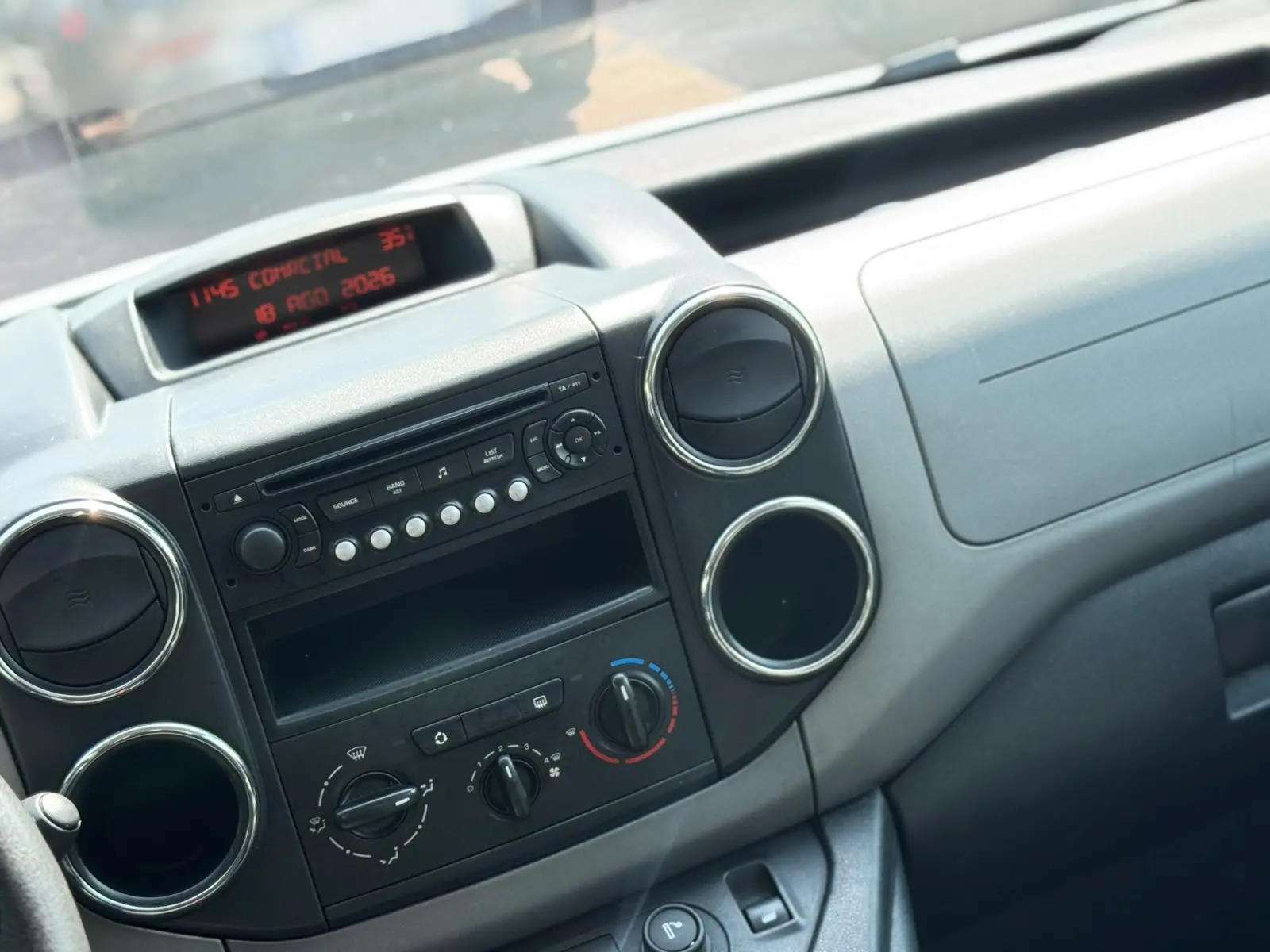 Citroen Berlingo Outro 19
