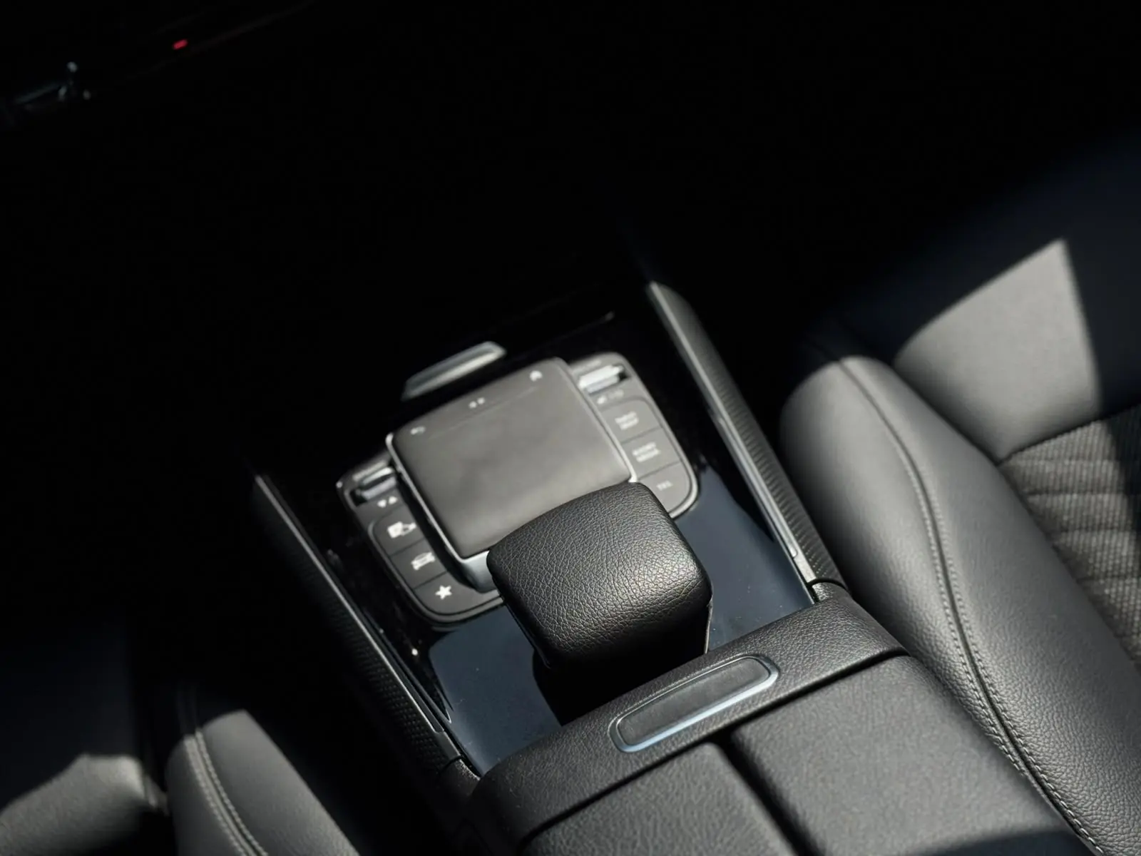 Mercedes-Benz GLA 200 d 4Matic 8G-DCT Special Edition 19