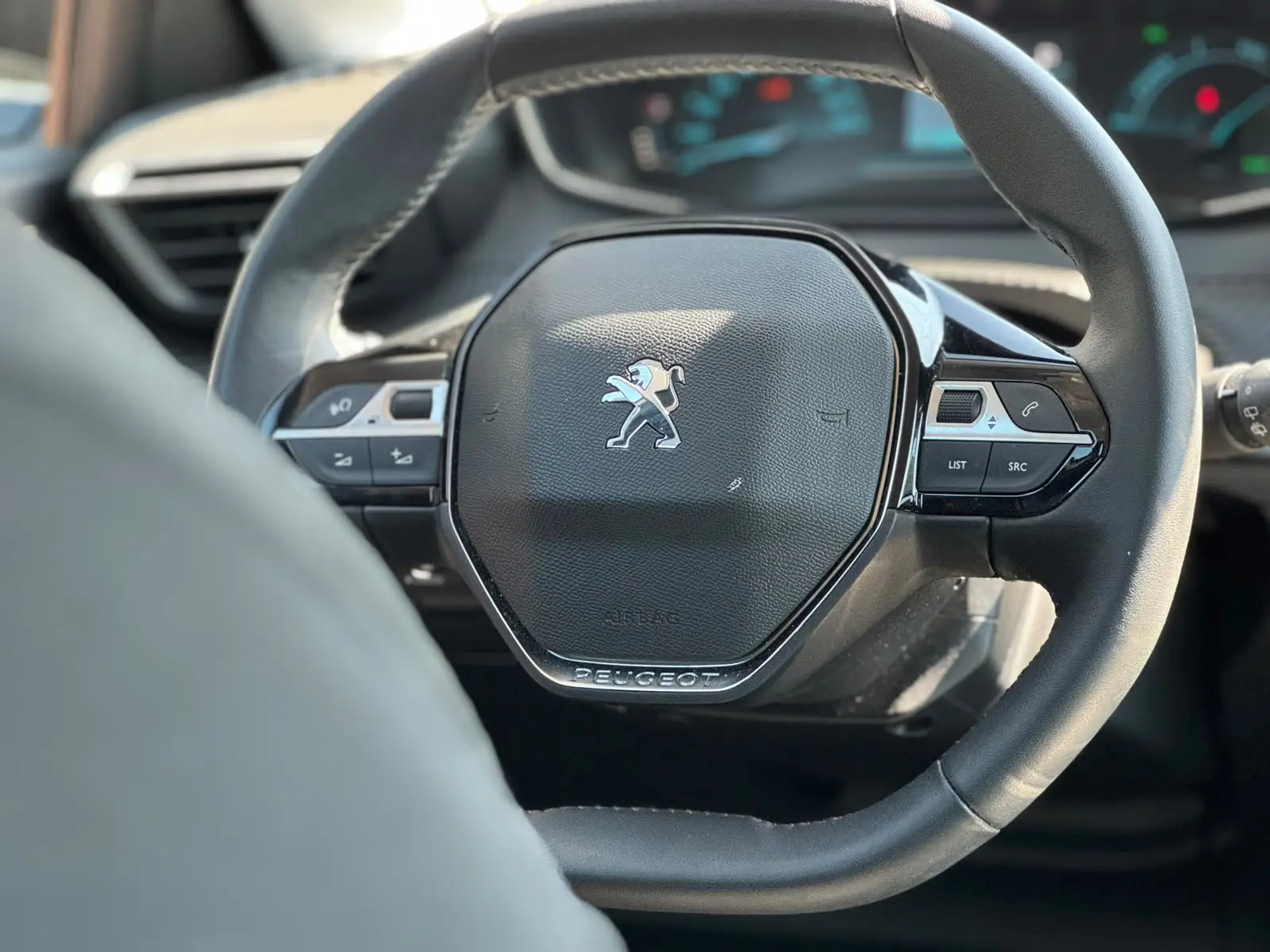 Peugeot e-208 50 kWh Active Pack 12