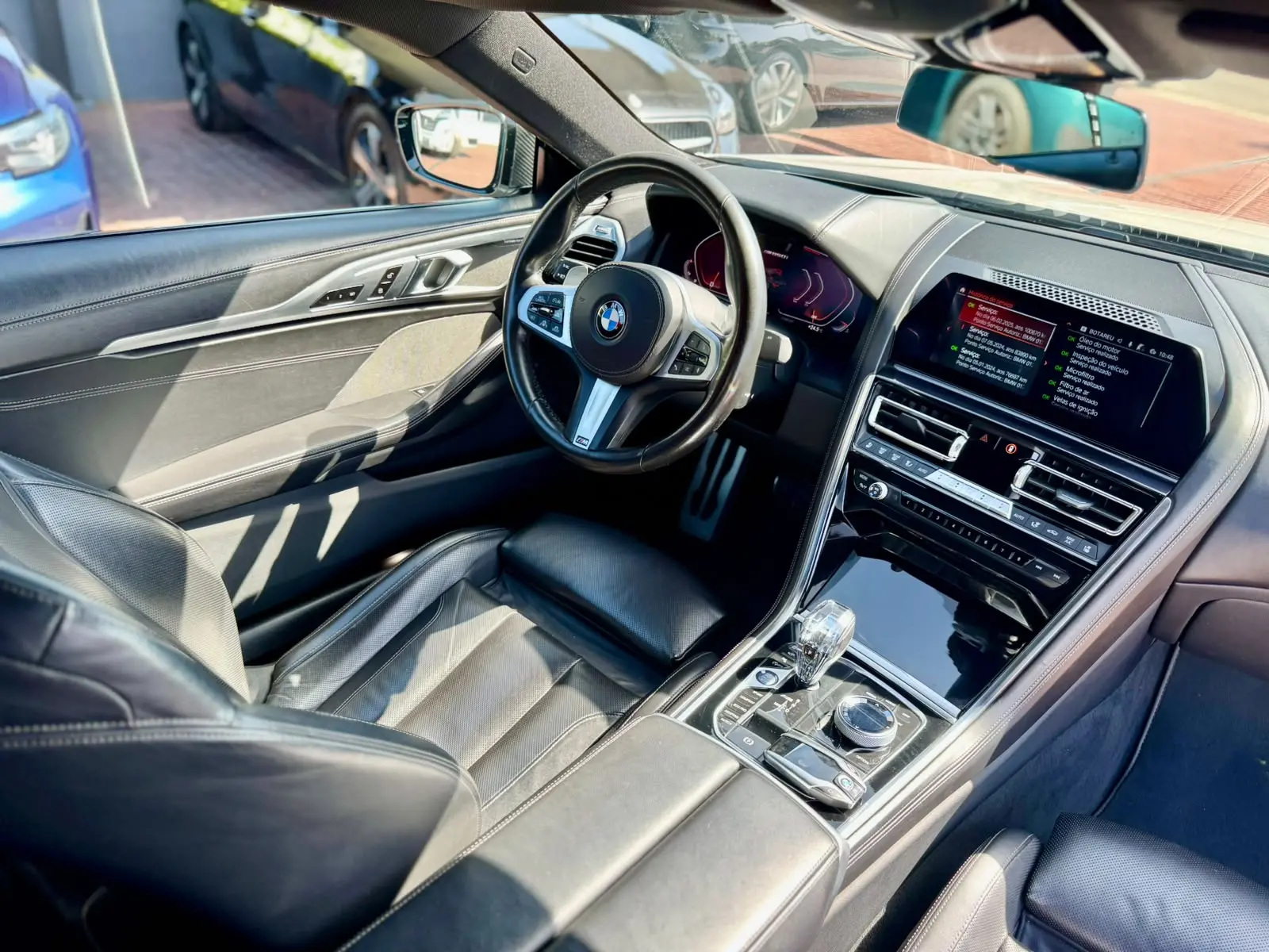 BMW M850i xDrive 12