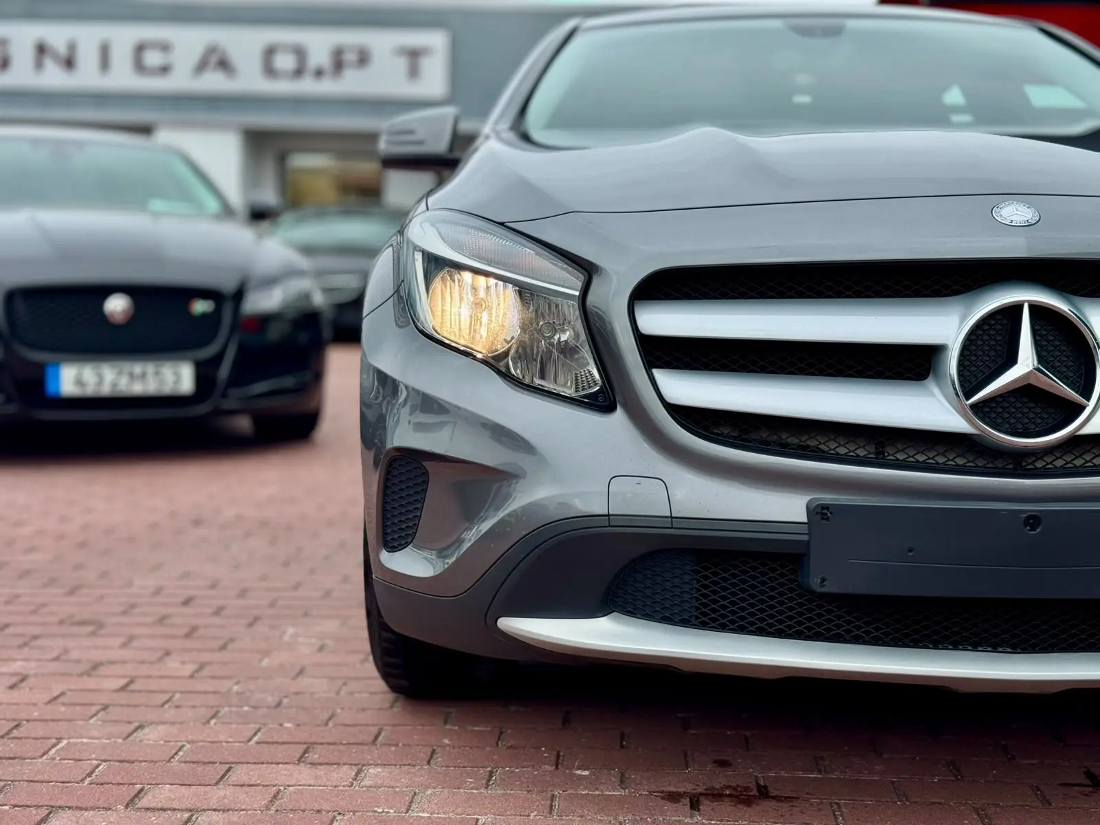 Mercedes-Benz GLA 180 d Style 4
