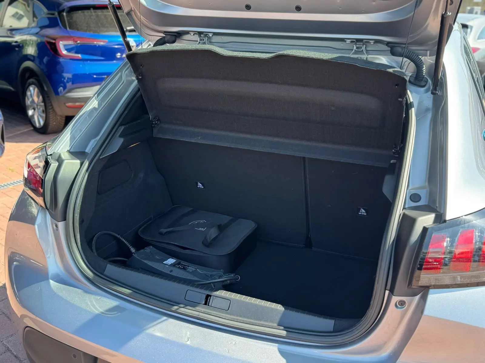 Peugeot e-208 50 kWh Active Pack 10
