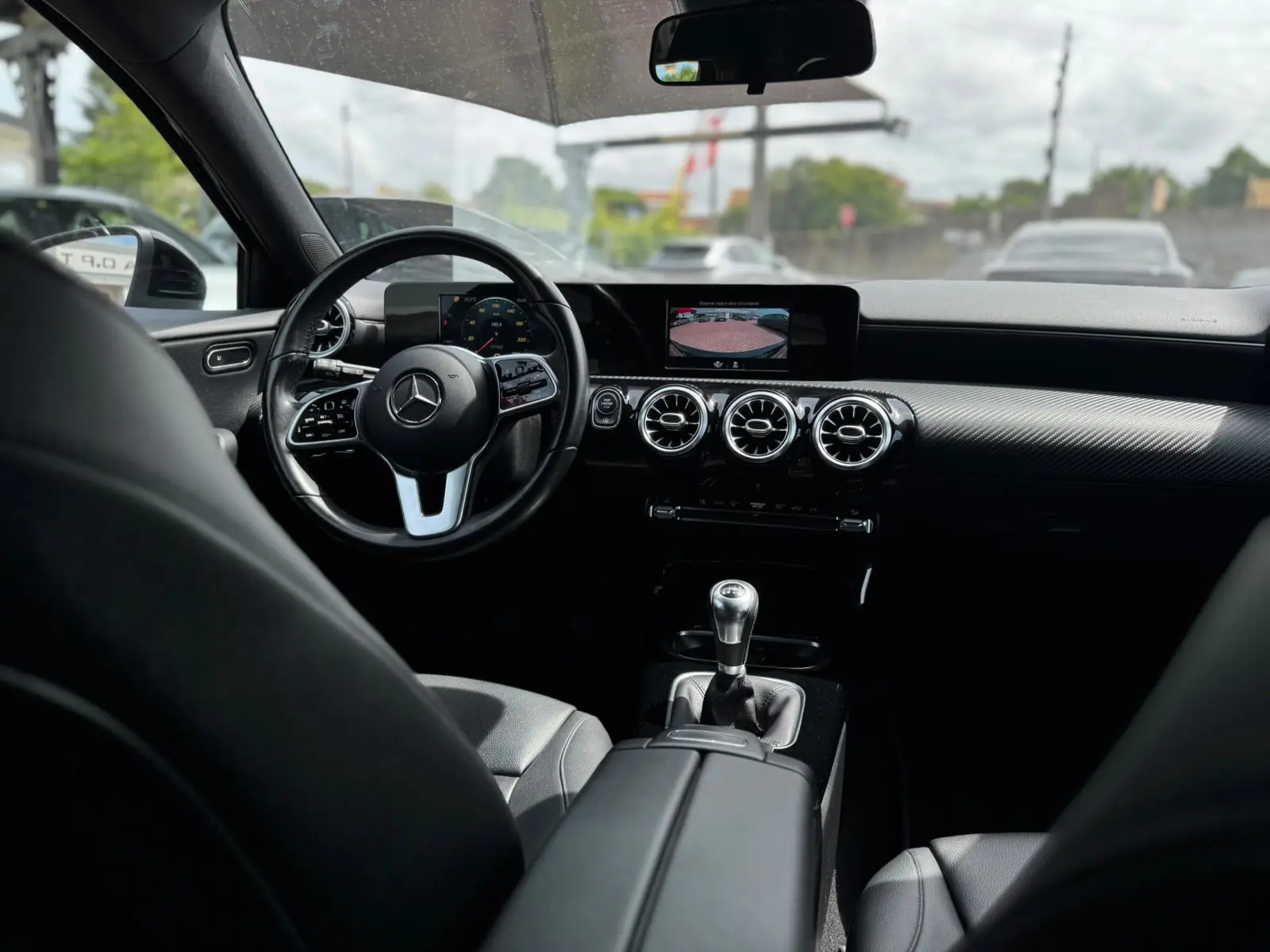 Mercedes-Benz A 180 d Business Solutions 15