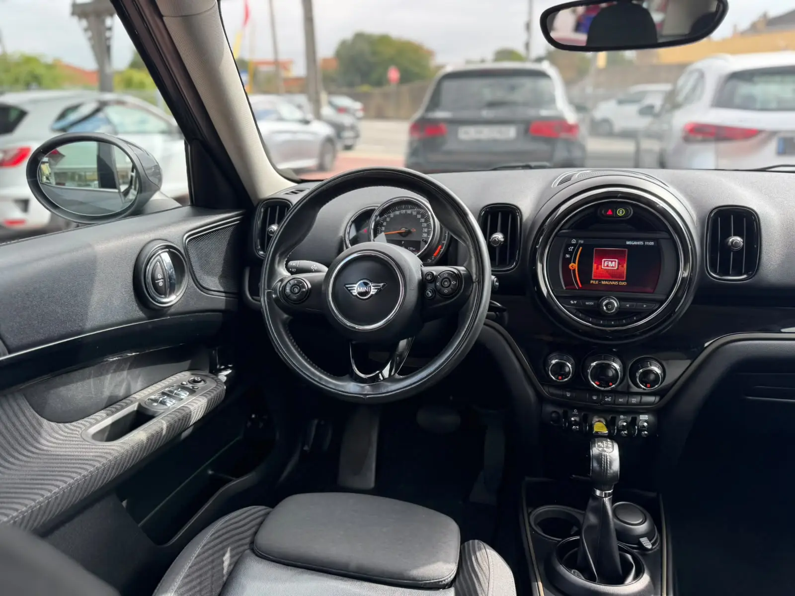 MINI Countryman Cooper SE ALL4 Auto 17