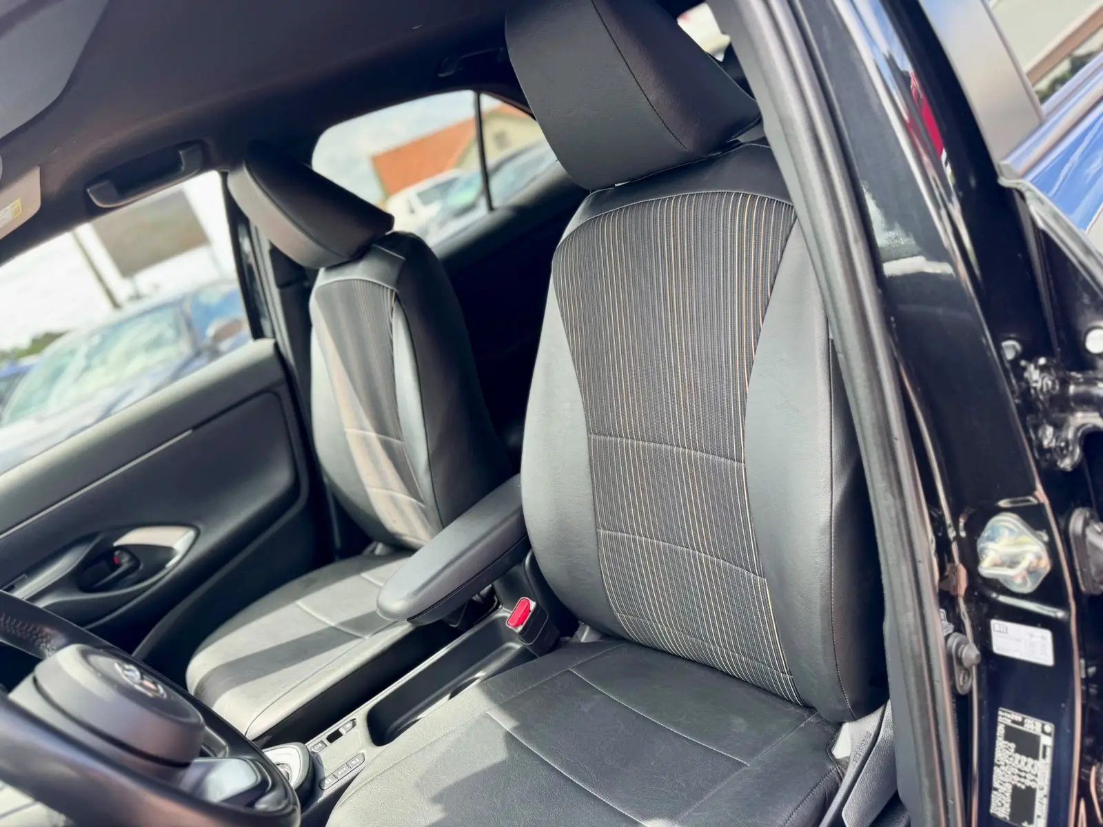 Toyota Yaris Cross 1.5 HDF Comfort 27