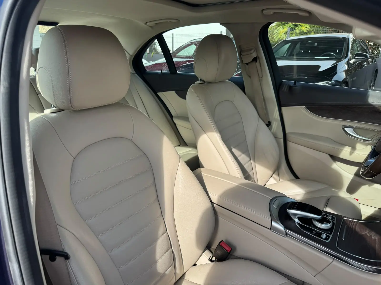 Mercedes-Benz C 220 (BlueTEC) d BlueEFFICIENCY Edition 7G-TRONIC Avantgarde 29