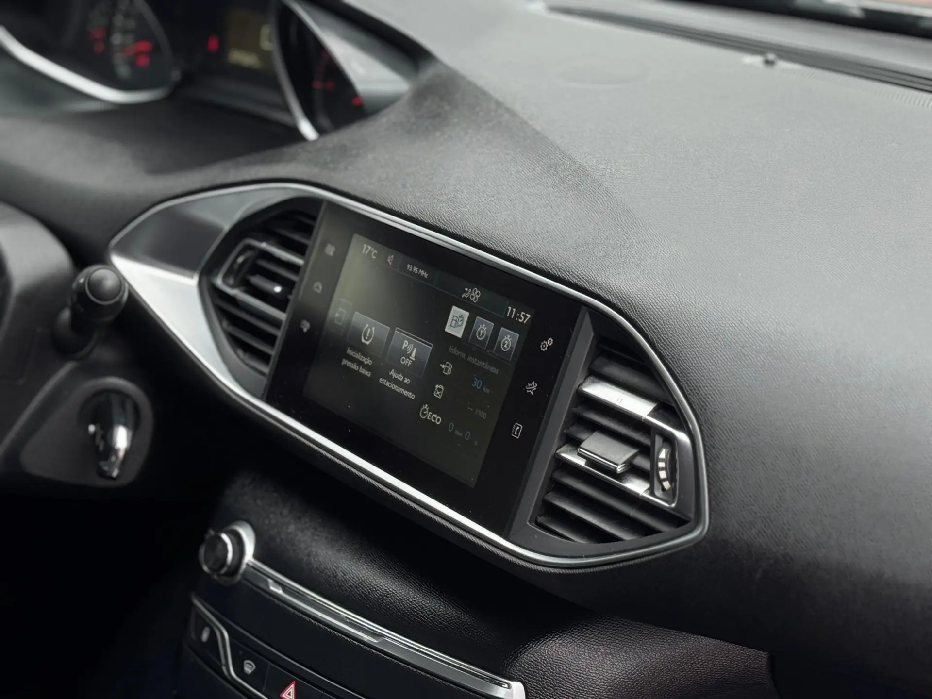 Peugeot 308 1.6 BlueHDi Allure 23