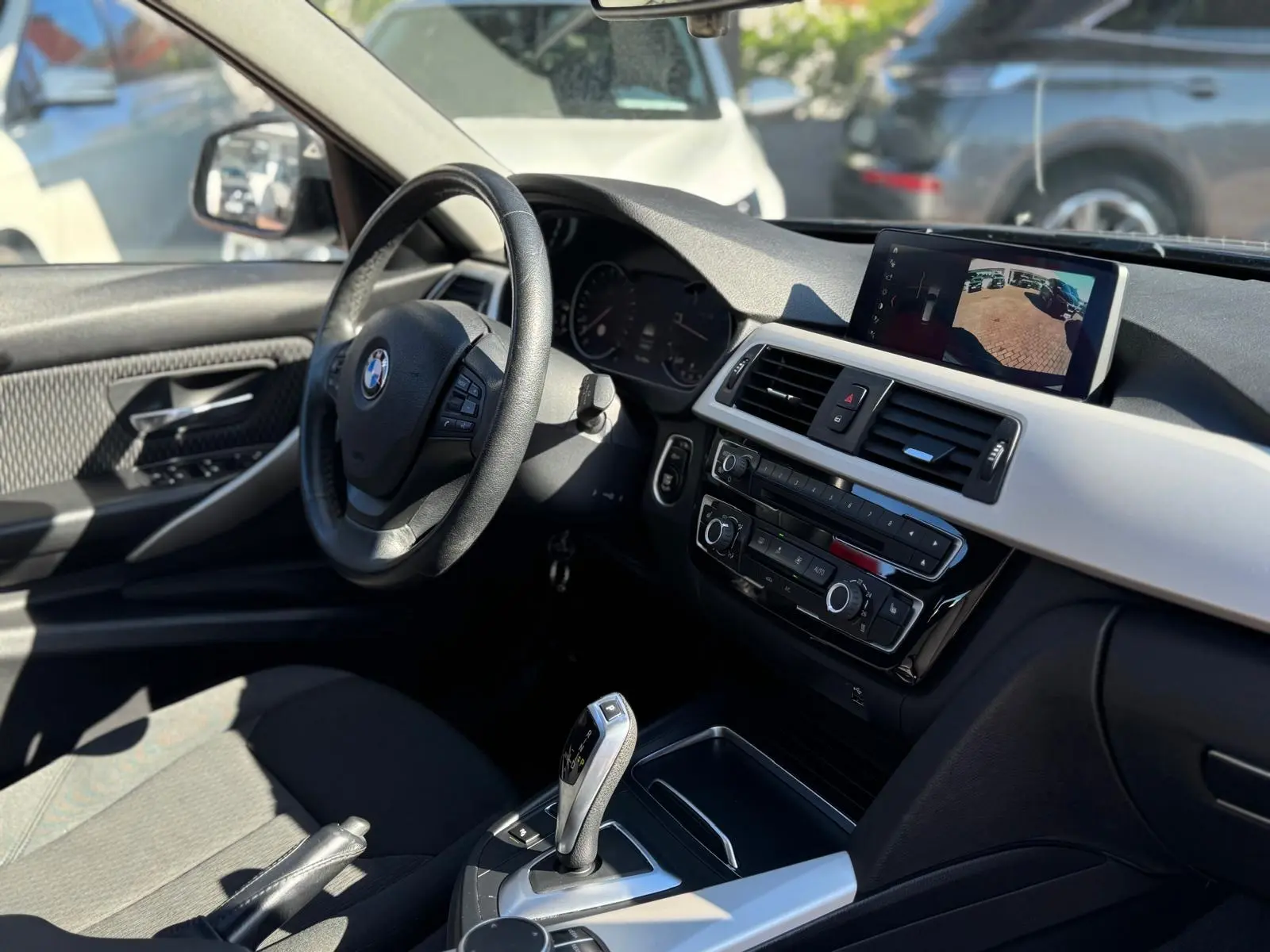 BMW 320 d xDrive Auto 14
