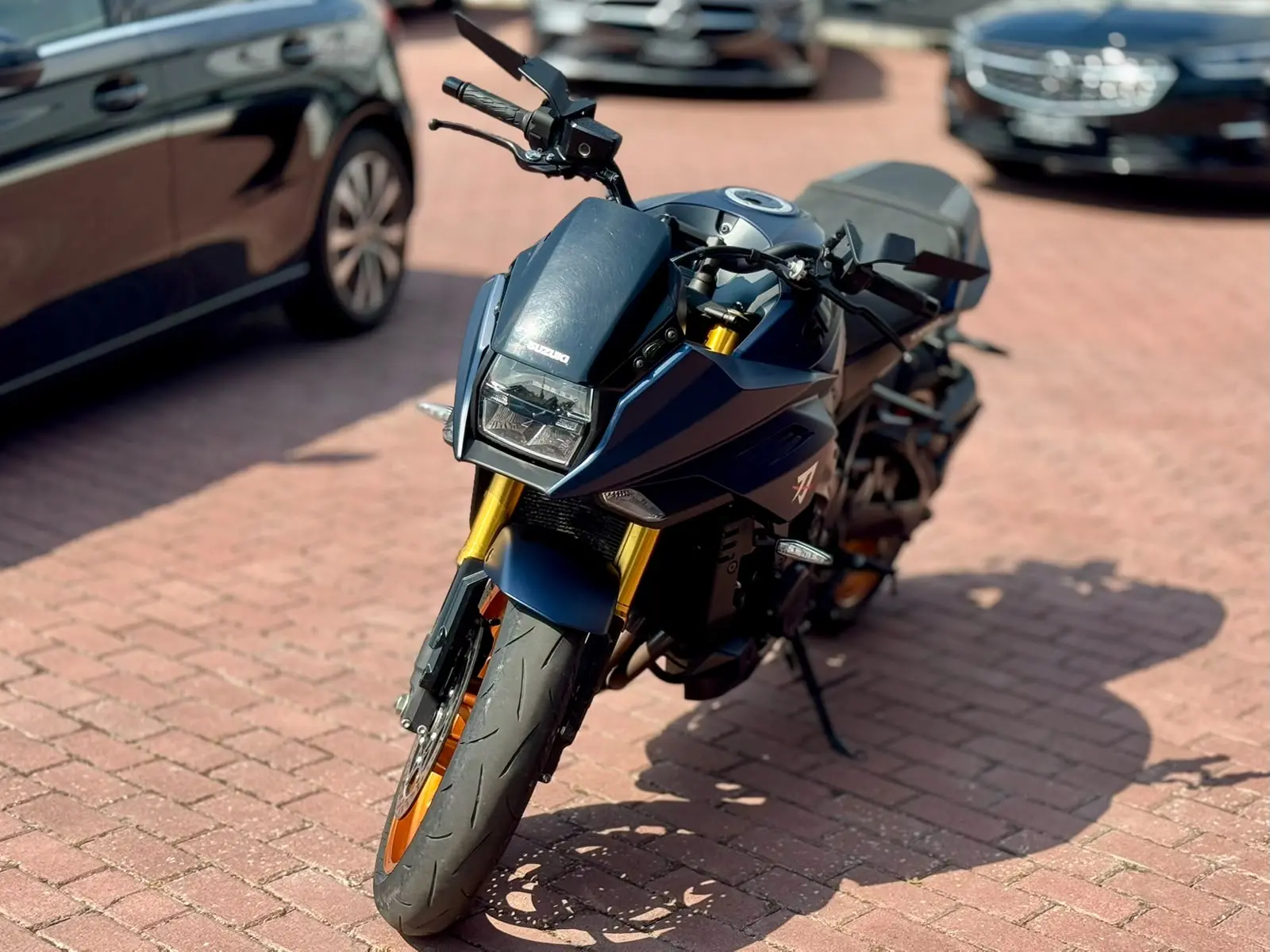 Suzuki Katana Katana neo-retro de alta performance 2