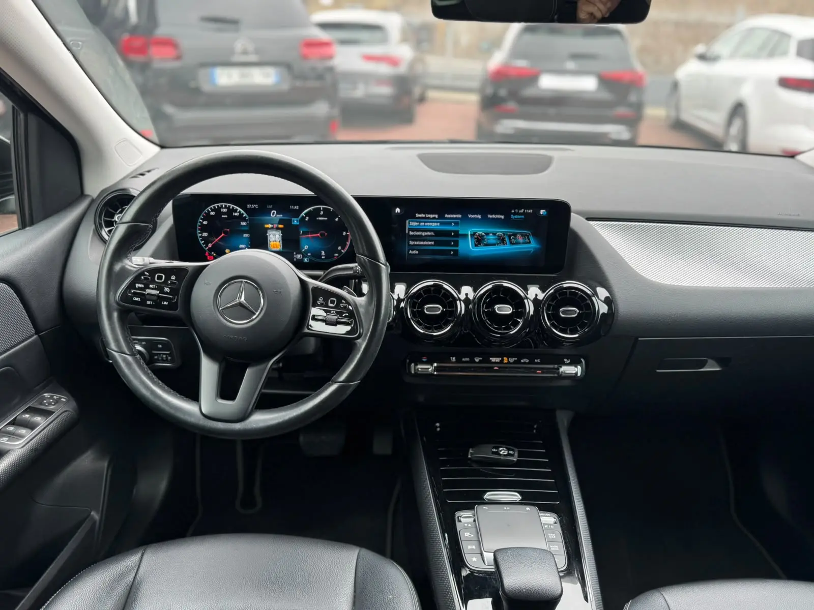 Mercedes-Benz B 200 d 8G-DCT 16