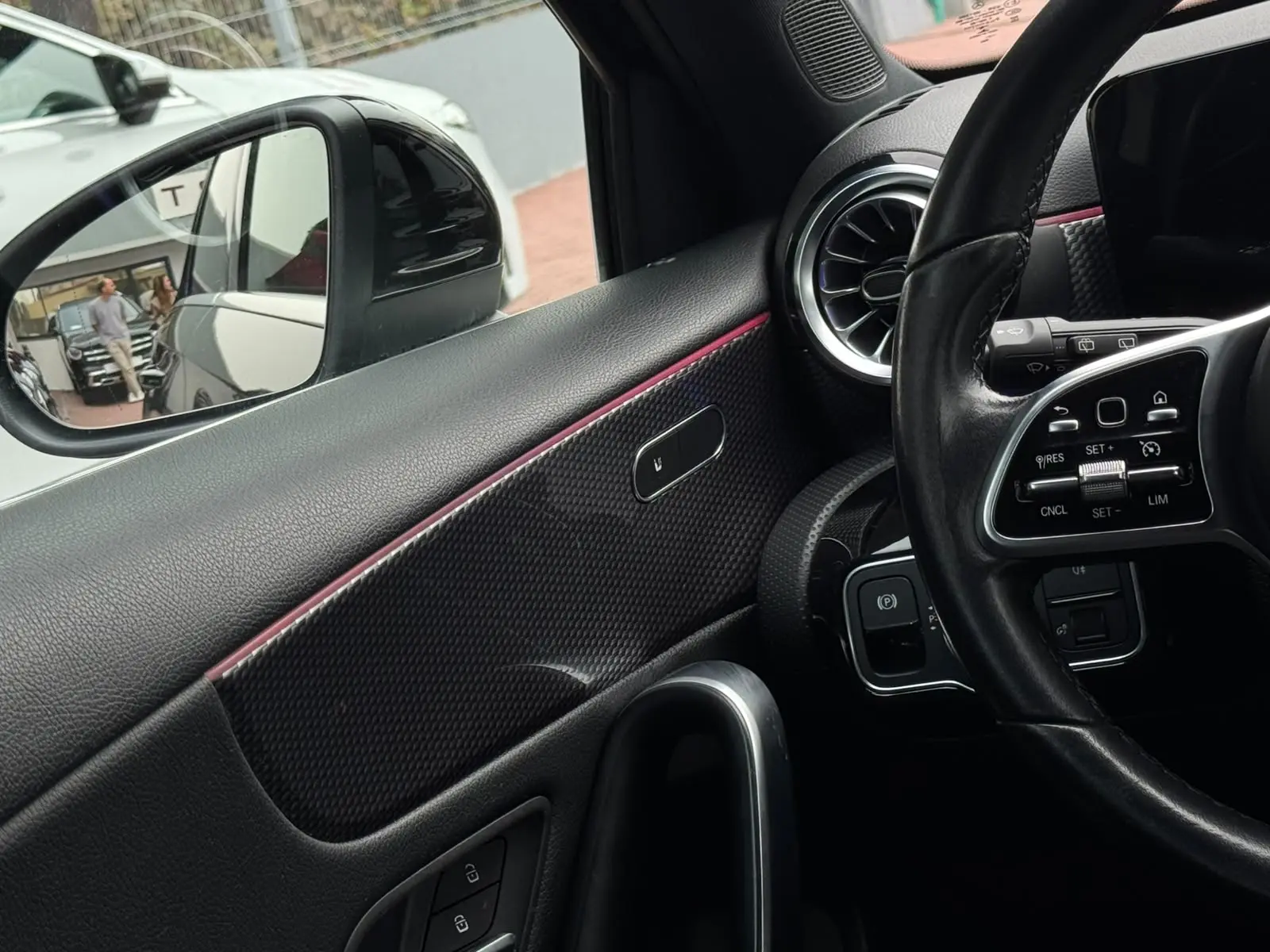 Mercedes-Benz A 180 d Advanced Progressive 17