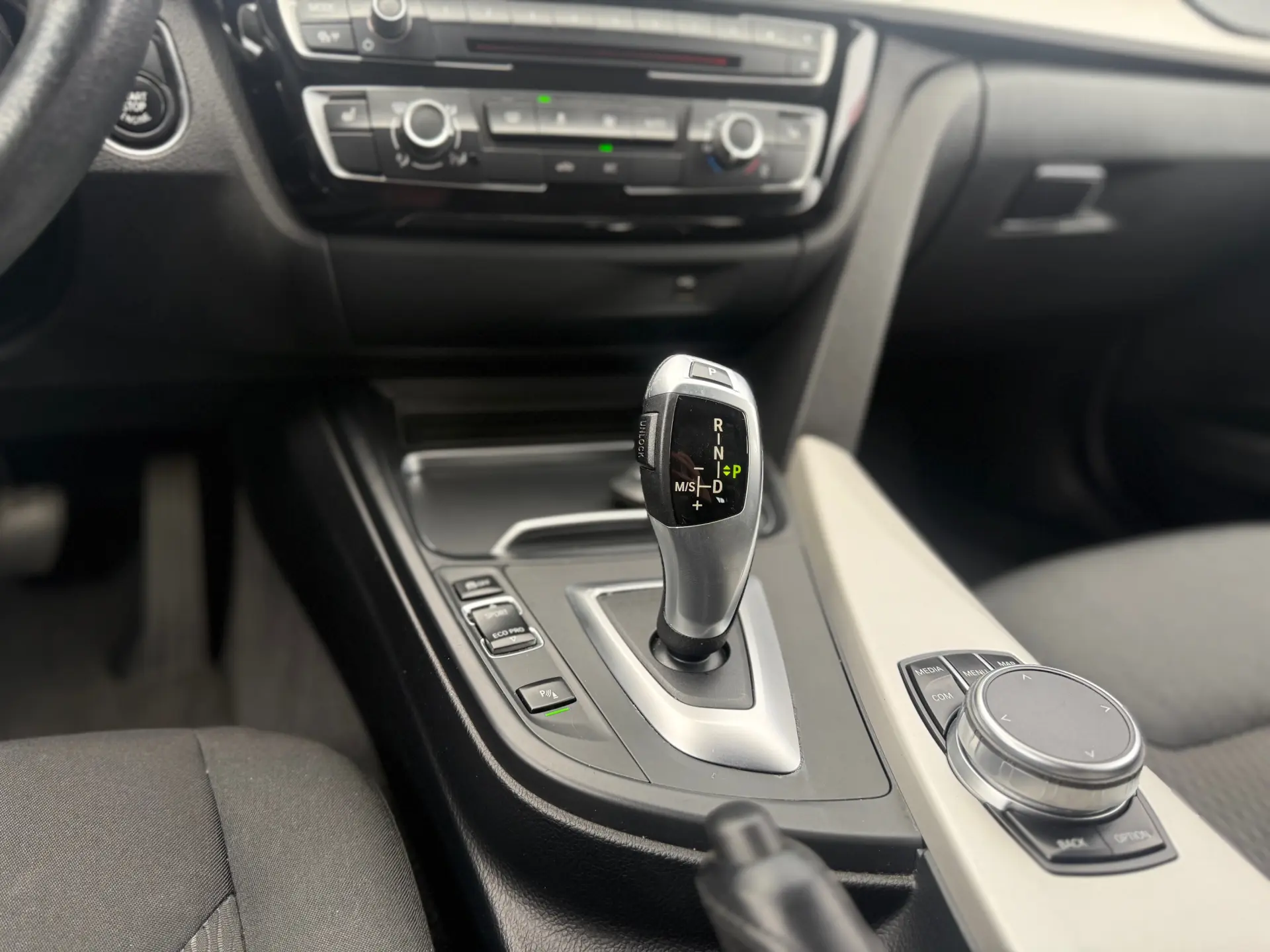 BMW 320 Eficient Dynamics Auto 15