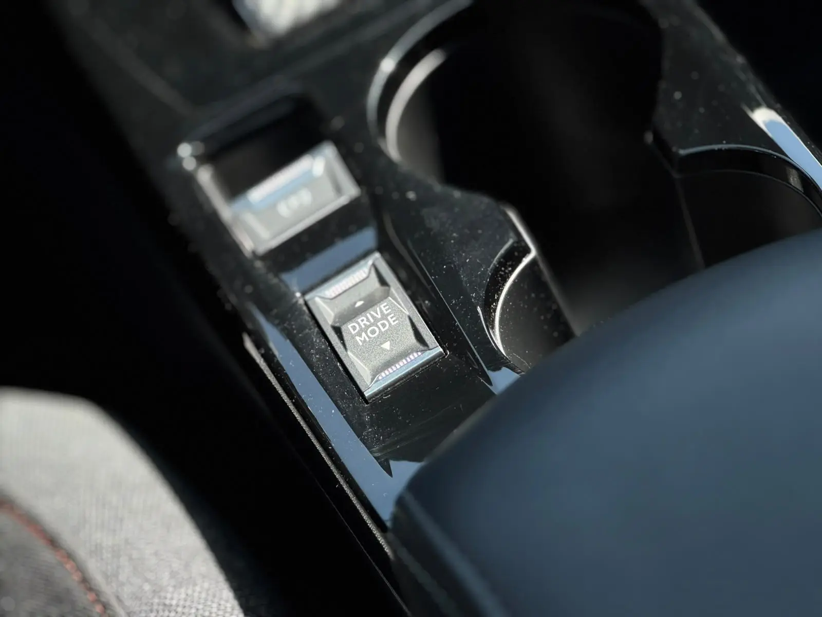 Peugeot e-208 50 kWh Active Pack 19