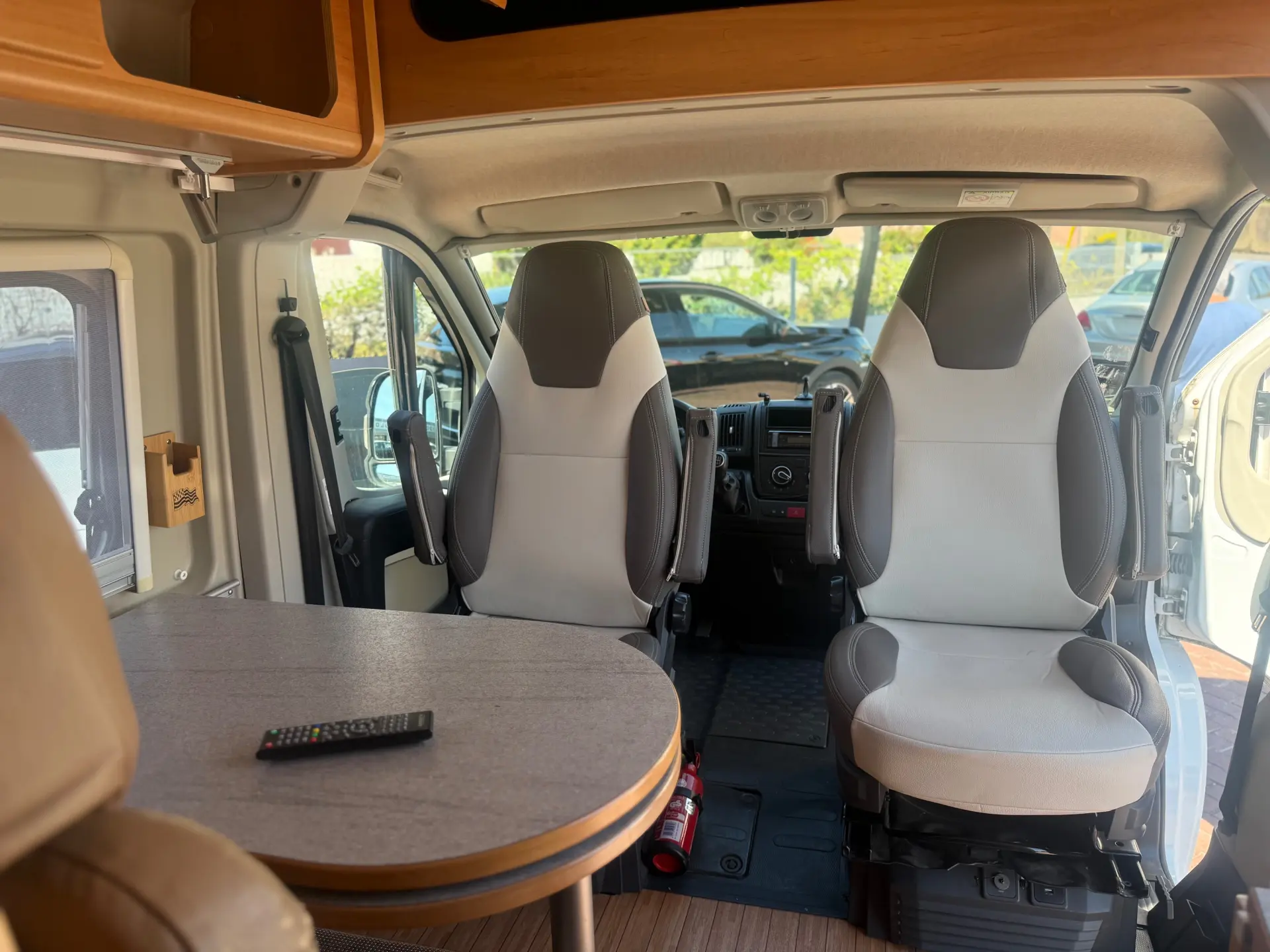 Citroën Jumper 2.2 BlueHDi 35 L4 CD Control 14