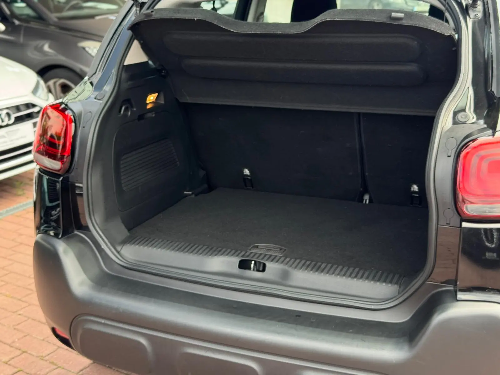Citroen C3 Aircross 1.2 PureTech Feel 10
