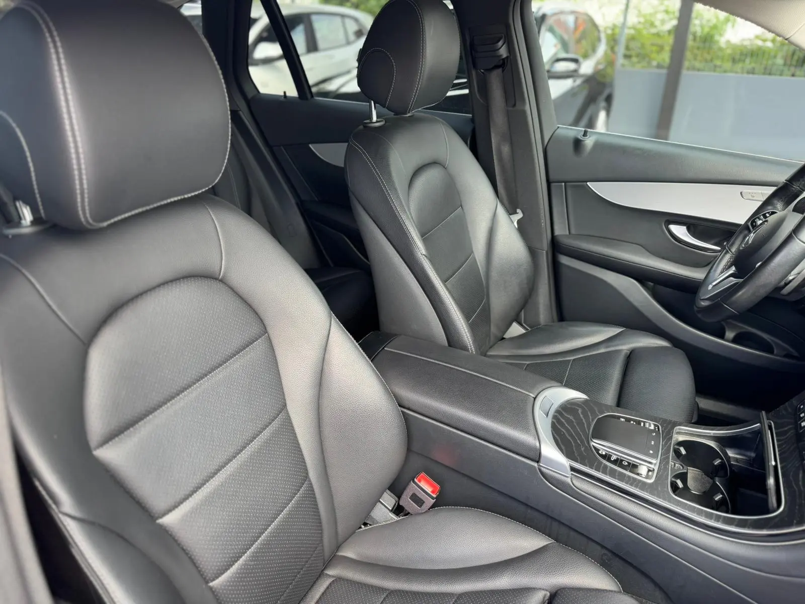 Mercedes-Benz GLC 300 de 4Matic 9G-TRONIC Exclusive 21