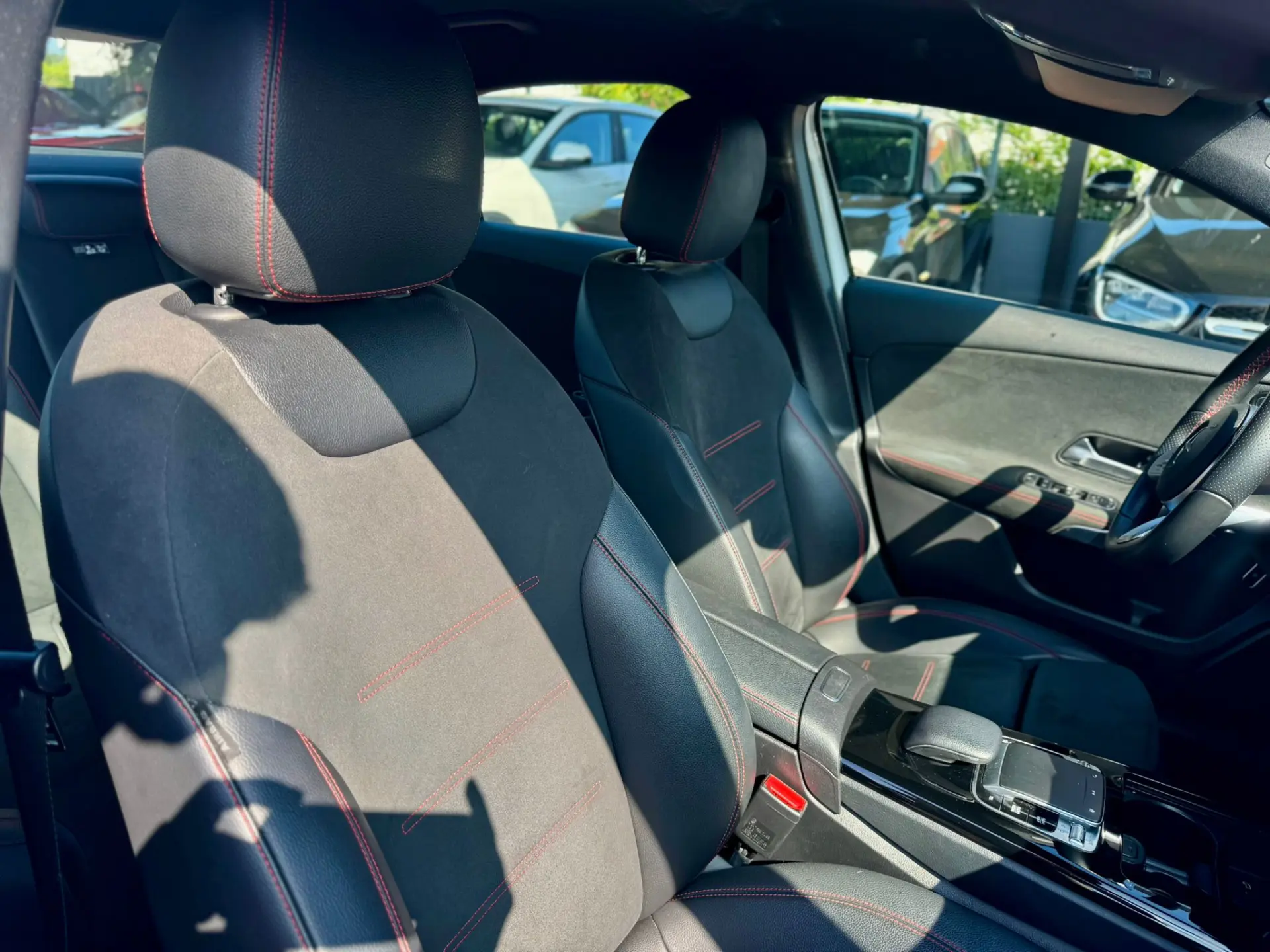 Mercedes-Benz A 180 Limousine d 7G-DCT AMG Line 19