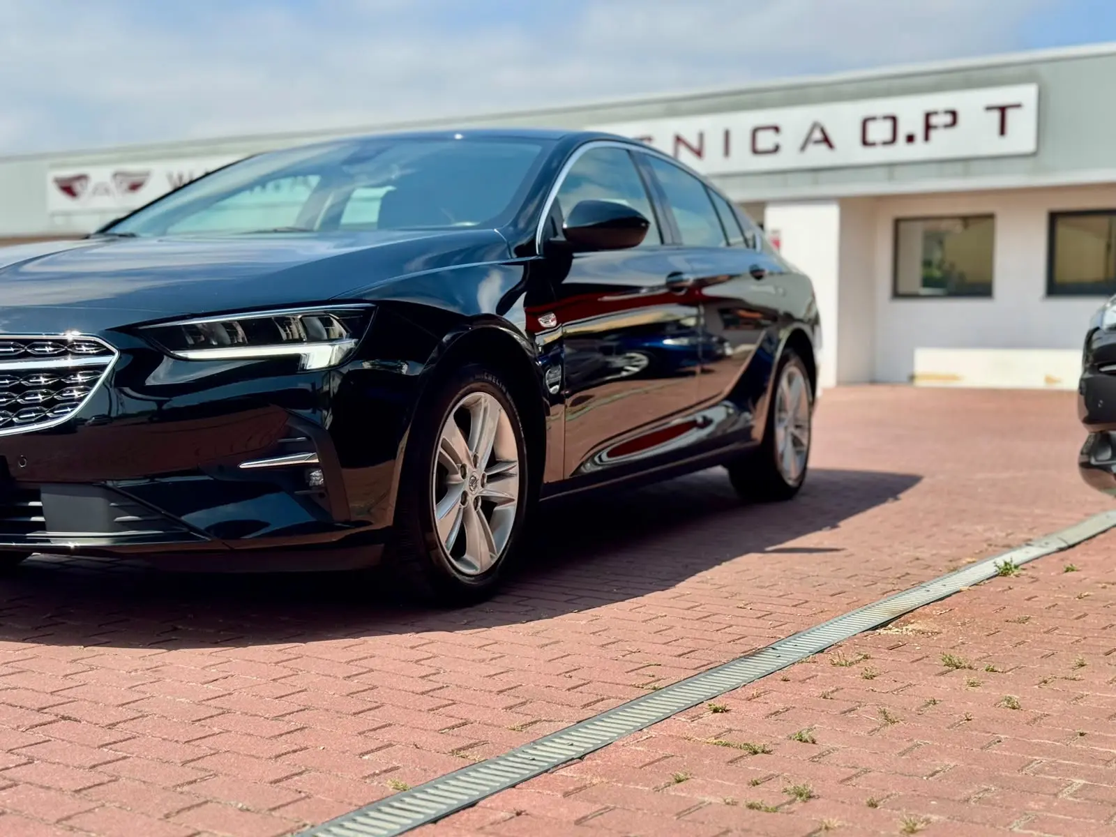 Opel Insignia Grand Sport 1.5 GS Line Plus 4