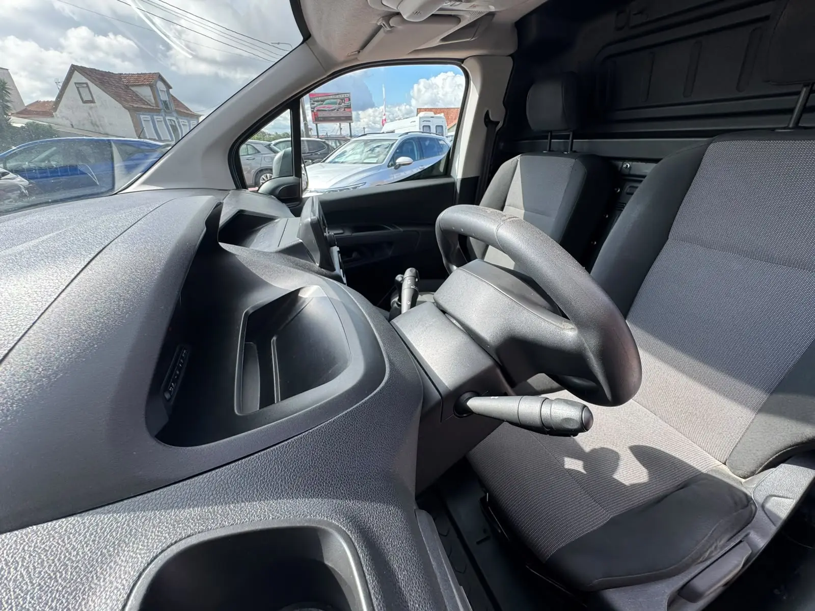Peugeot Partner Outro 9